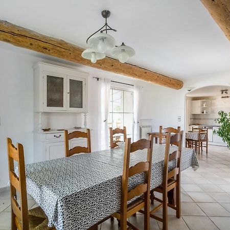 Villa Charmante A La Tour-D'Aigues Avec Piscine Privee Exterior foto